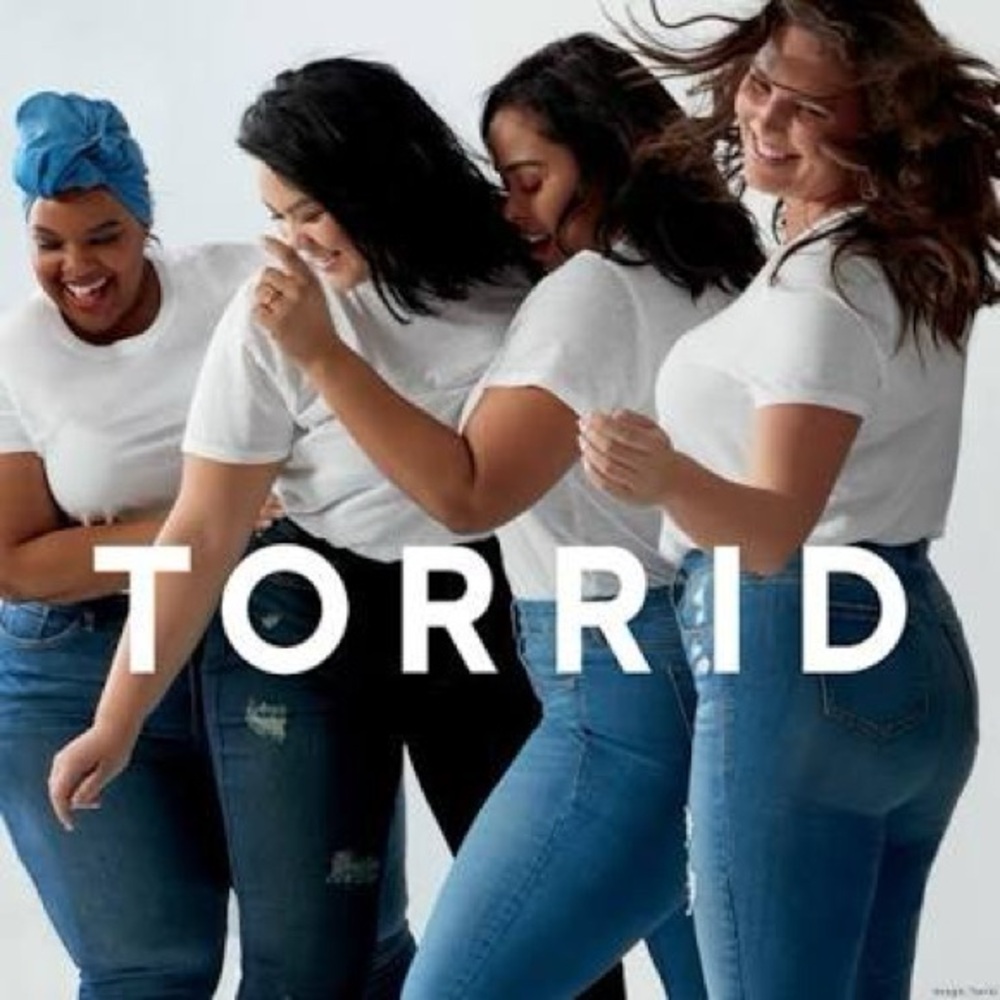 Torrid White Crew Neck Tee
